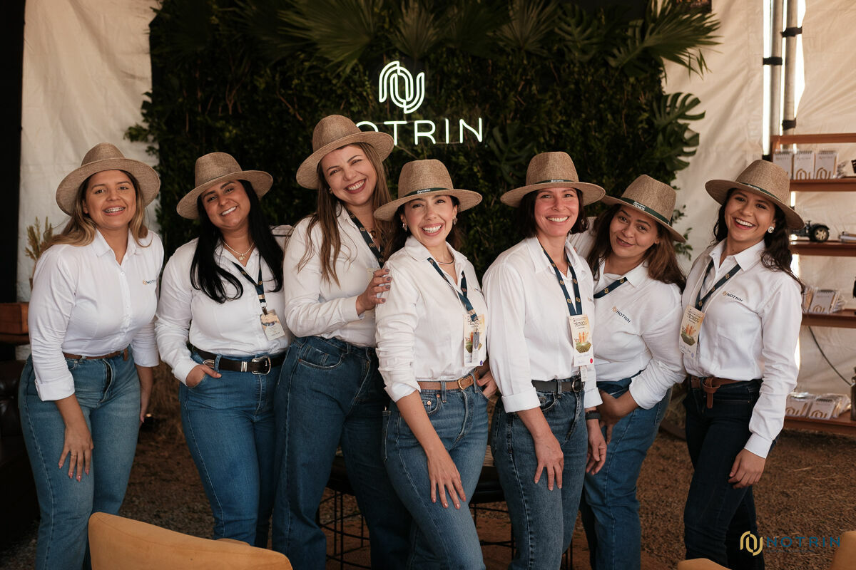 Foto Sucesso, Estratégia e Imagens que Contam Histórias: A Cobertura Fotográfica do Stand Notrin na Fazenda Planalto Foto Sucesso, Estratégia e Imagens que Contam Histórias: A Cobertura Fotográfica do Stand Notrin na Fazenda Planalto - Imagem 122