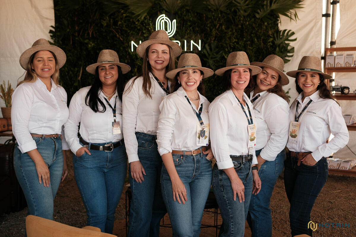 Foto Sucesso, Estratégia e Imagens que Contam Histórias: A Cobertura Fotográfica do Stand Notrin na Fazenda Planalto Foto Sucesso, Estratégia e Imagens que Contam Histórias: A Cobertura Fotográfica do Stand Notrin na Fazenda Planalto - Imagem 116