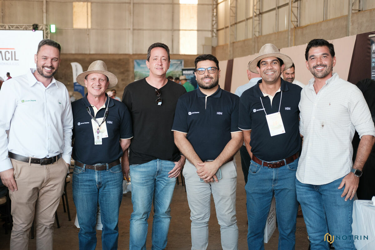 Foto Sucesso, Estratégia e Imagens que Contam Histórias: A Cobertura Fotográfica do Stand Notrin na Fazenda Planalto Foto Sucesso, Estratégia e Imagens que Contam Histórias: A Cobertura Fotográfica do Stand Notrin na Fazenda Planalto - Imagem 231