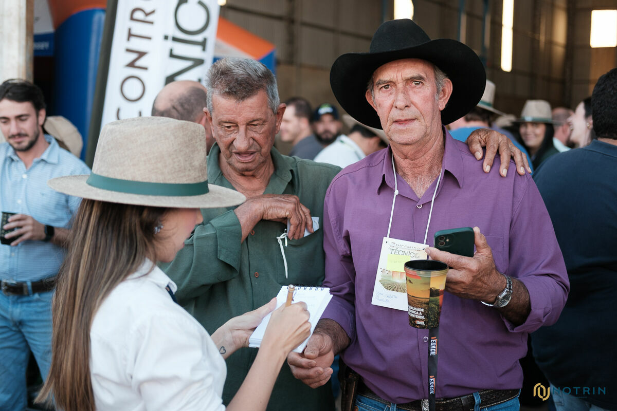 Foto Sucesso, Estratégia e Imagens que Contam Histórias: A Cobertura Fotográfica do Stand Notrin na Fazenda Planalto Foto Sucesso, Estratégia e Imagens que Contam Histórias: A Cobertura Fotográfica do Stand Notrin na Fazenda Planalto - Imagem 234
