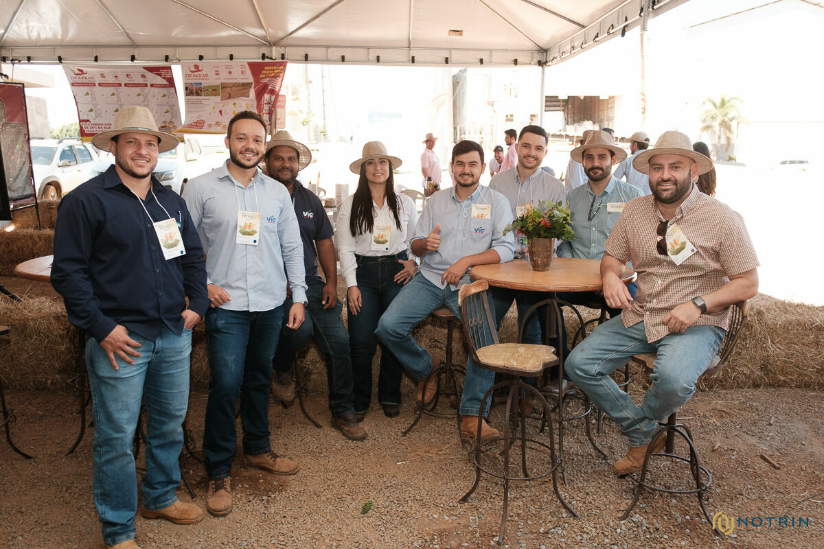 Foto Sucesso, Estratégia e Imagens que Contam Histórias: A Cobertura Fotográfica do Stand Notrin na Fazenda Planalto Foto Sucesso, Estratégia e Imagens que Contam Histórias: A Cobertura Fotográfica do Stand Notrin na Fazenda Planalto - Imagem 341