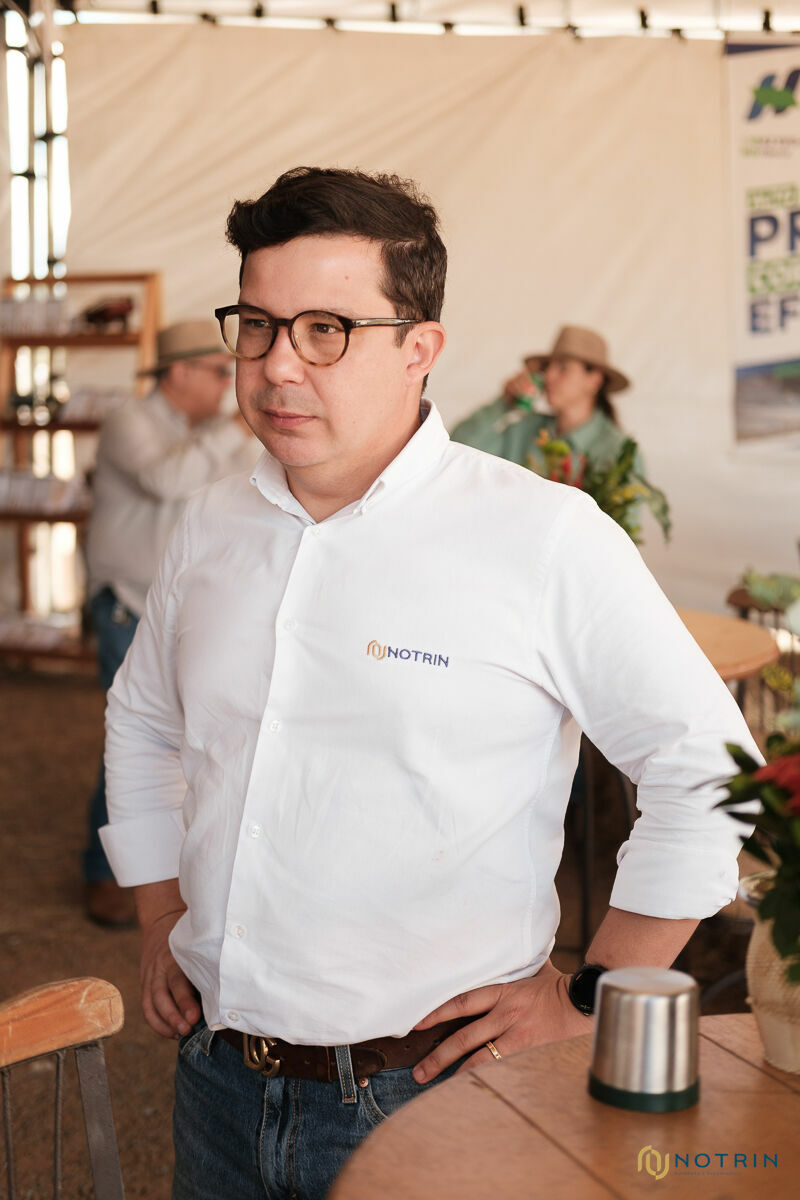 Foto Sucesso, Estratégia e Imagens que Contam Histórias: A Cobertura Fotográfica do Stand Notrin na Fazenda Planalto Foto Sucesso, Estratégia e Imagens que Contam Histórias: A Cobertura Fotográfica do Stand Notrin na Fazenda Planalto - Imagem 296