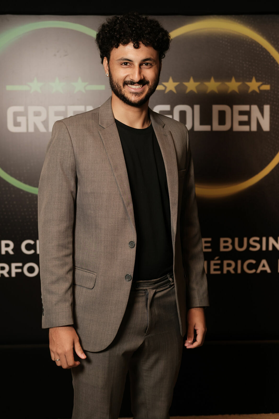 Foto Cobertura Fotográfica da Formatura Golden Belt e Green Belt Febracis 2025 – Um Registro Marcante Assinado por Natálya Cardoso Foto Cobertura Fotográfica da Formatura Golden Belt e Green Belt Febracis 2025 – Um Registro Marcante Assinado por Natálya Cardoso - Imagem 80