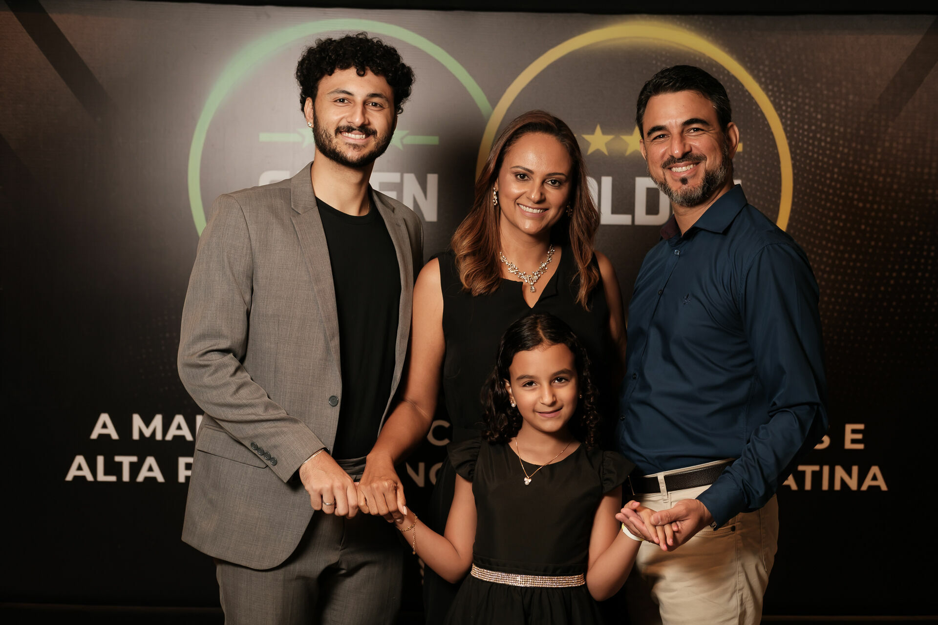 Foto Cobertura Fotográfica da Formatura Golden Belt e Green Belt Febracis 2025 – Um Registro Marcante Assinado por Natálya Cardoso Foto Cobertura Fotográfica da Formatura Golden Belt e Green Belt Febracis 2025 – Um Registro Marcante Assinado por Natálya Cardoso - Imagem 70