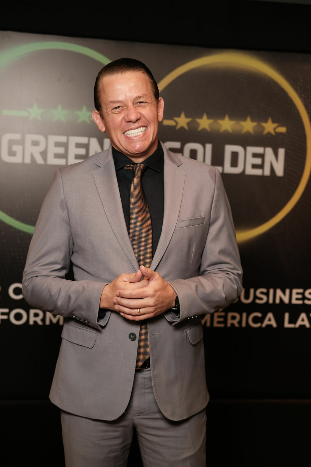 Foto Cobertura Fotográfica da Formatura Golden Belt e Green Belt Febracis 2025 – Um Registro Marcante Assinado por Natálya Cardoso Foto Cobertura Fotográfica da Formatura Golden Belt e Green Belt Febracis 2025 – Um Registro Marcante Assinado por Natálya Cardoso - Imagem 114