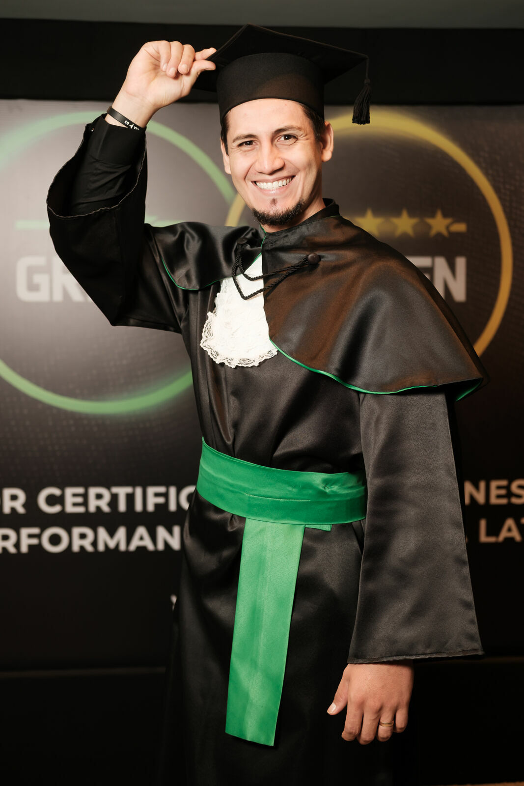 Foto Cobertura Fotográfica da Formatura Golden Belt e Green Belt Febracis 2025 – Um Registro Marcante Assinado por Natálya Cardoso Foto Cobertura Fotográfica da Formatura Golden Belt e Green Belt Febracis 2025 – Um Registro Marcante Assinado por Natálya Cardoso - Imagem 308