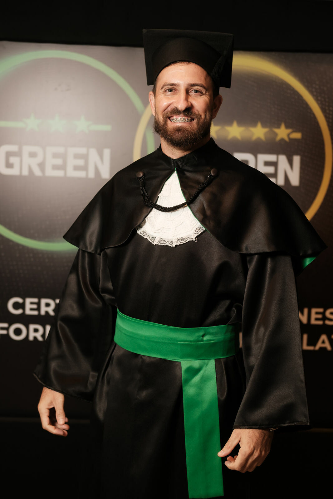 Foto Cobertura Fotográfica da Formatura Golden Belt e Green Belt Febracis 2025 – Um Registro Marcante Assinado por Natálya Cardoso Foto Cobertura Fotográfica da Formatura Golden Belt e Green Belt Febracis 2025 – Um Registro Marcante Assinado por Natálya Cardoso - Imagem 297