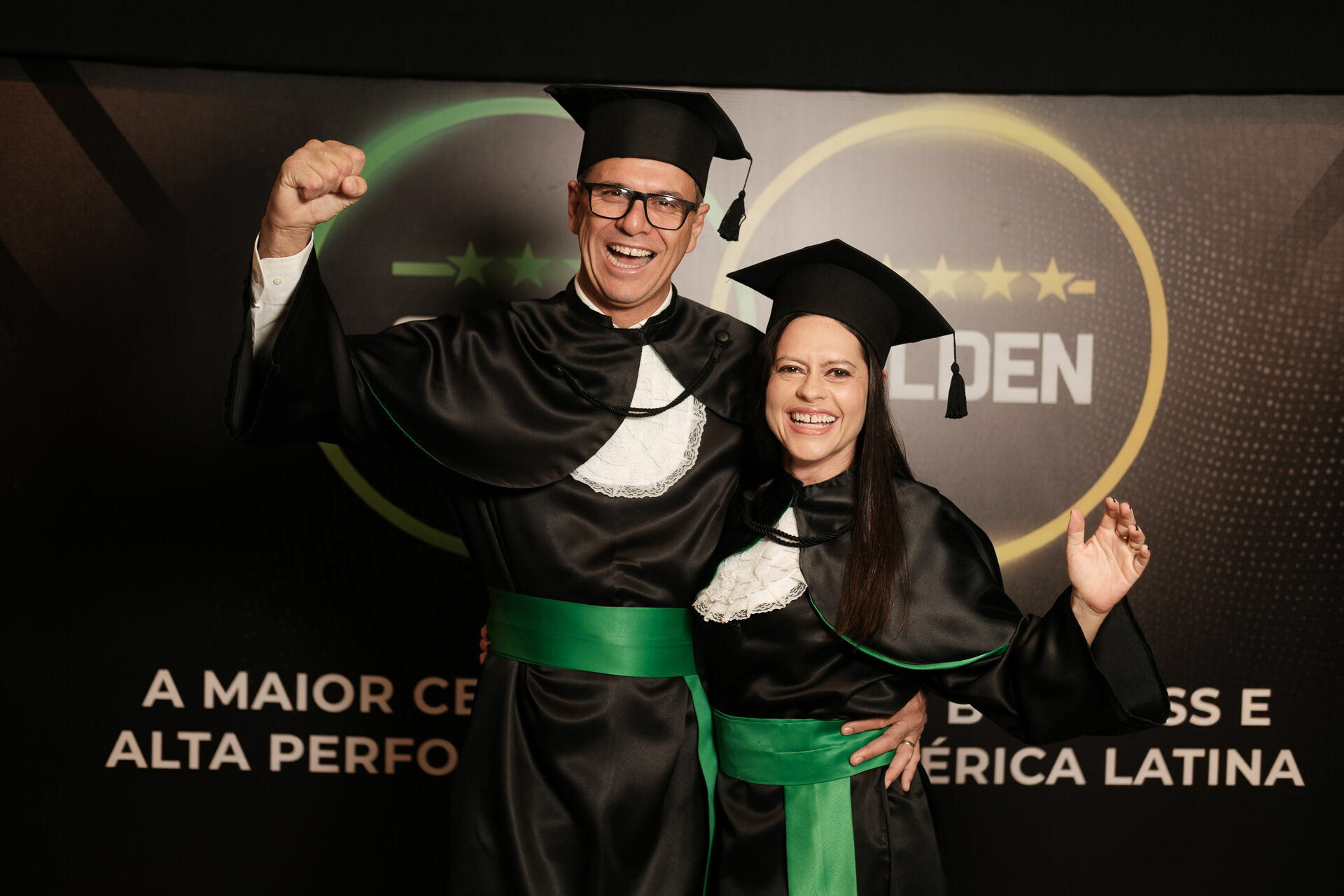 Foto Cobertura Fotográfica da Formatura Golden Belt e Green Belt Febracis 2025 – Um Registro Marcante Assinado por Natálya Cardoso Foto Cobertura Fotográfica da Formatura Golden Belt e Green Belt Febracis 2025 – Um Registro Marcante Assinado por Natálya Cardoso - Imagem 415