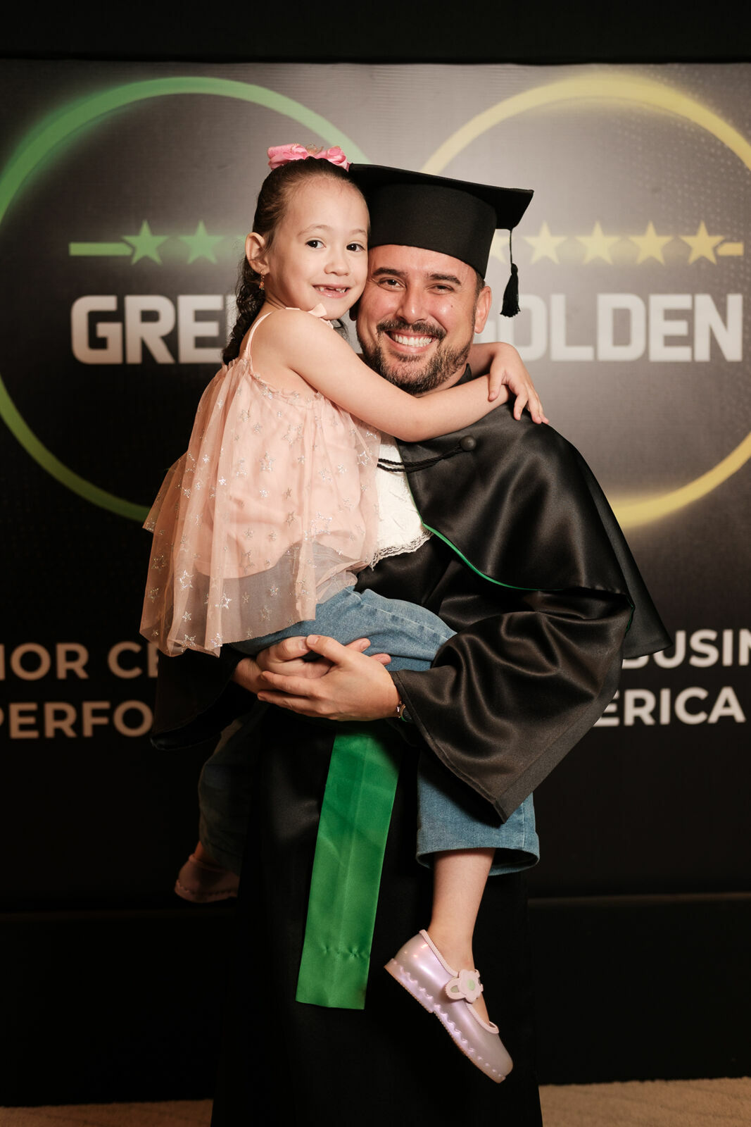 Foto Cobertura Fotográfica da Formatura Golden Belt e Green Belt Febracis 2025 – Um Registro Marcante Assinado por Natálya Cardoso Foto Cobertura Fotográfica da Formatura Golden Belt e Green Belt Febracis 2025 – Um Registro Marcante Assinado por Natálya Cardoso - Imagem 375