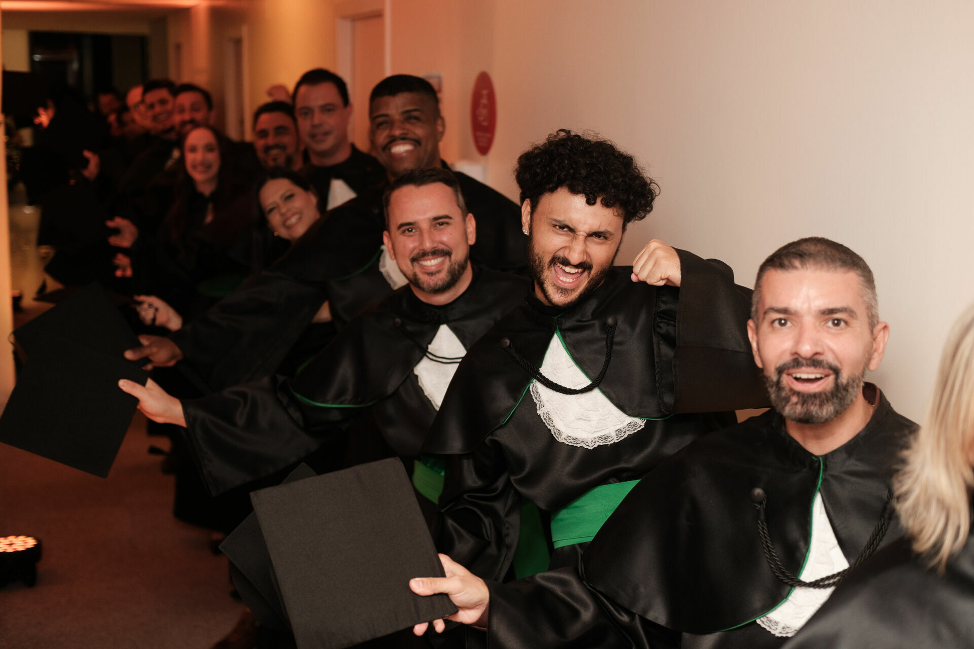 Foto Cobertura Fotográfica da Formatura Golden Belt e Green Belt Febracis 2025 – Um Registro Marcante Assinado por Natálya Cardoso Foto Cobertura Fotográfica da Formatura Golden Belt e Green Belt Febracis 2025 – Um Registro Marcante Assinado por Natálya Cardoso - Imagem 465