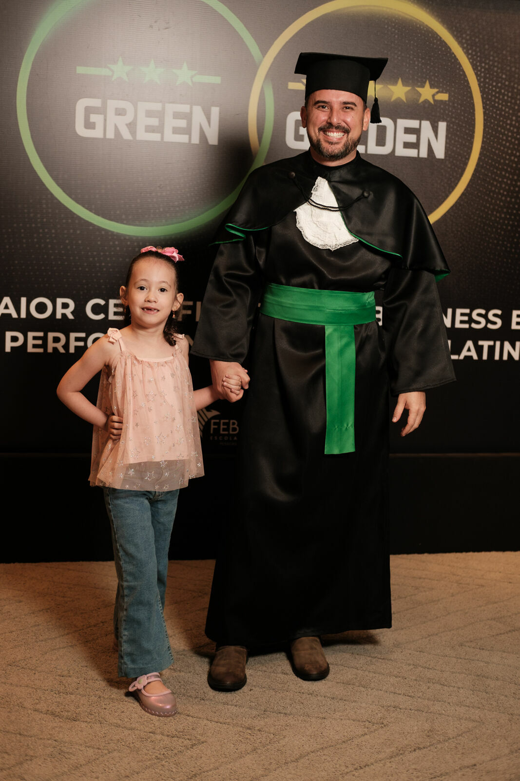 Foto Cobertura Fotográfica da Formatura Golden Belt e Green Belt Febracis 2025 – Um Registro Marcante Assinado por Natálya Cardoso Foto Cobertura Fotográfica da Formatura Golden Belt e Green Belt Febracis 2025 – Um Registro Marcante Assinado por Natálya Cardoso - Imagem 379