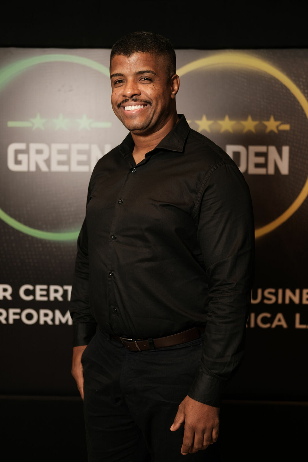 Foto Cobertura Fotográfica da Formatura Golden Belt e Green Belt Febracis 2025 – Um Registro Marcante Assinado por Natálya Cardoso Foto Cobertura Fotográfica da Formatura Golden Belt e Green Belt Febracis 2025 – Um Registro Marcante Assinado por Natálya Cardoso - Imagem 366