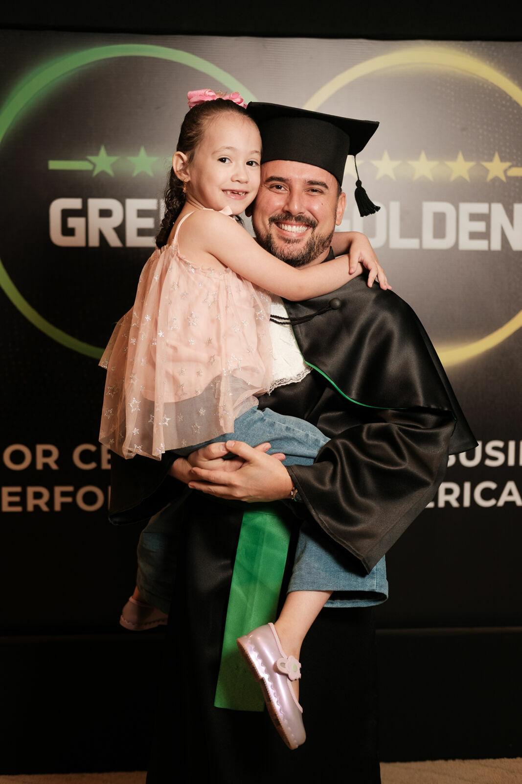 Foto Cobertura Fotográfica da Formatura Golden Belt e Green Belt Febracis 2025 – Um Registro Marcante Assinado por Natálya Cardoso Foto Cobertura Fotográfica da Formatura Golden Belt e Green Belt Febracis 2025 – Um Registro Marcante Assinado por Natálya Cardoso - Imagem 373