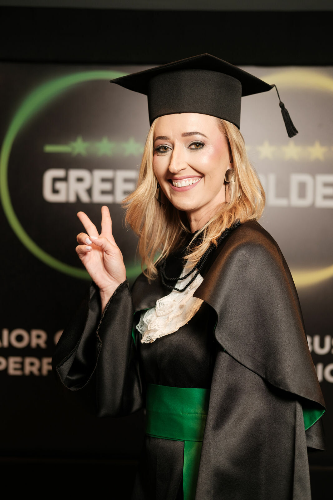 Foto Cobertura Fotográfica da Formatura Golden Belt e Green Belt Febracis 2025 – Um Registro Marcante Assinado por Natálya Cardoso Foto Cobertura Fotográfica da Formatura Golden Belt e Green Belt Febracis 2025 – Um Registro Marcante Assinado por Natálya Cardoso - Imagem 430