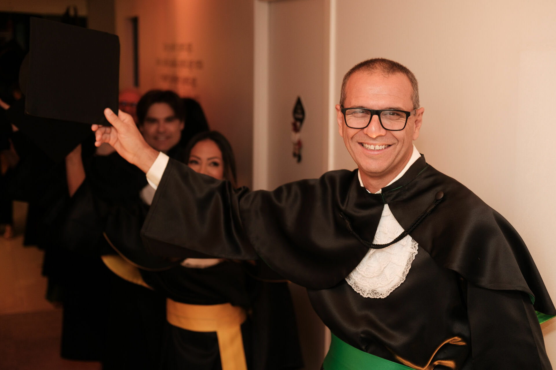 Foto Cobertura Fotográfica da Formatura Golden Belt e Green Belt Febracis 2025 – Um Registro Marcante Assinado por Natálya Cardoso Foto Cobertura Fotográfica da Formatura Golden Belt e Green Belt Febracis 2025 – Um Registro Marcante Assinado por Natálya Cardoso - Imagem 471