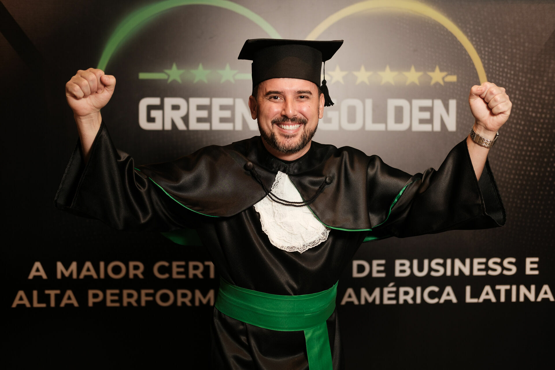 Foto Cobertura Fotográfica da Formatura Golden Belt e Green Belt Febracis 2025 – Um Registro Marcante Assinado por Natálya Cardoso Foto Cobertura Fotográfica da Formatura Golden Belt e Green Belt Febracis 2025 – Um Registro Marcante Assinado por Natálya Cardoso - Imagem 388