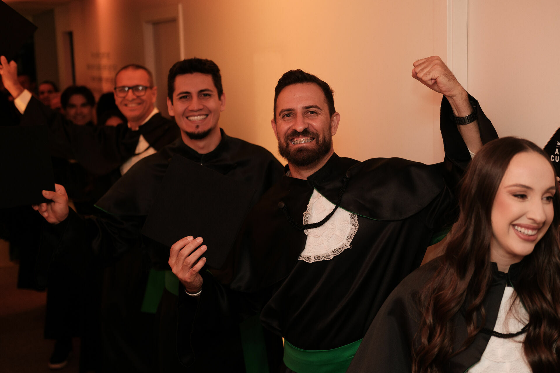 Foto Cobertura Fotográfica da Formatura Golden Belt e Green Belt Febracis 2025 – Um Registro Marcante Assinado por Natálya Cardoso Foto Cobertura Fotográfica da Formatura Golden Belt e Green Belt Febracis 2025 – Um Registro Marcante Assinado por Natálya Cardoso - Imagem 470