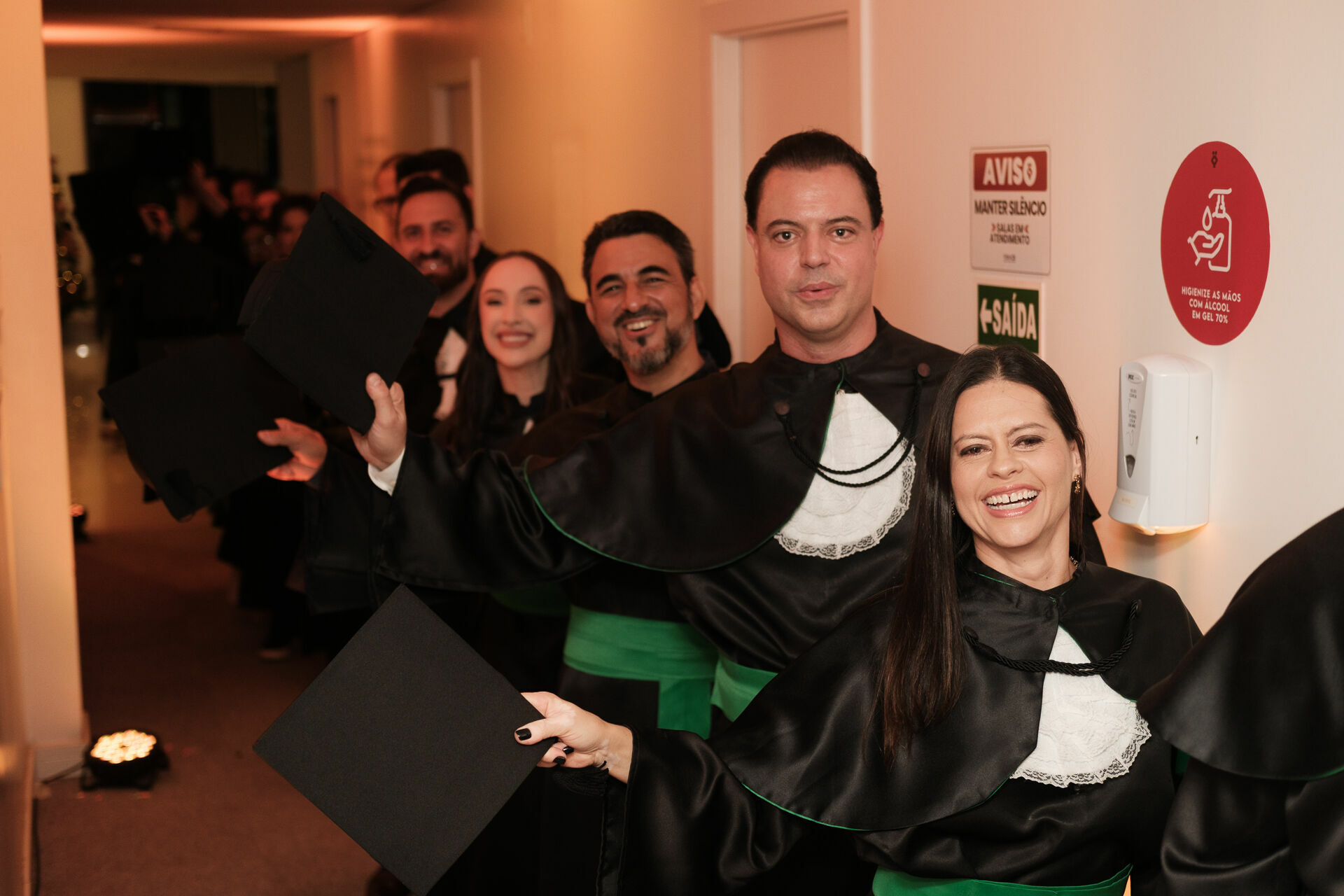 Foto Cobertura Fotográfica da Formatura Golden Belt e Green Belt Febracis 2025 – Um Registro Marcante Assinado por Natálya Cardoso Foto Cobertura Fotográfica da Formatura Golden Belt e Green Belt Febracis 2025 – Um Registro Marcante Assinado por Natálya Cardoso - Imagem 467