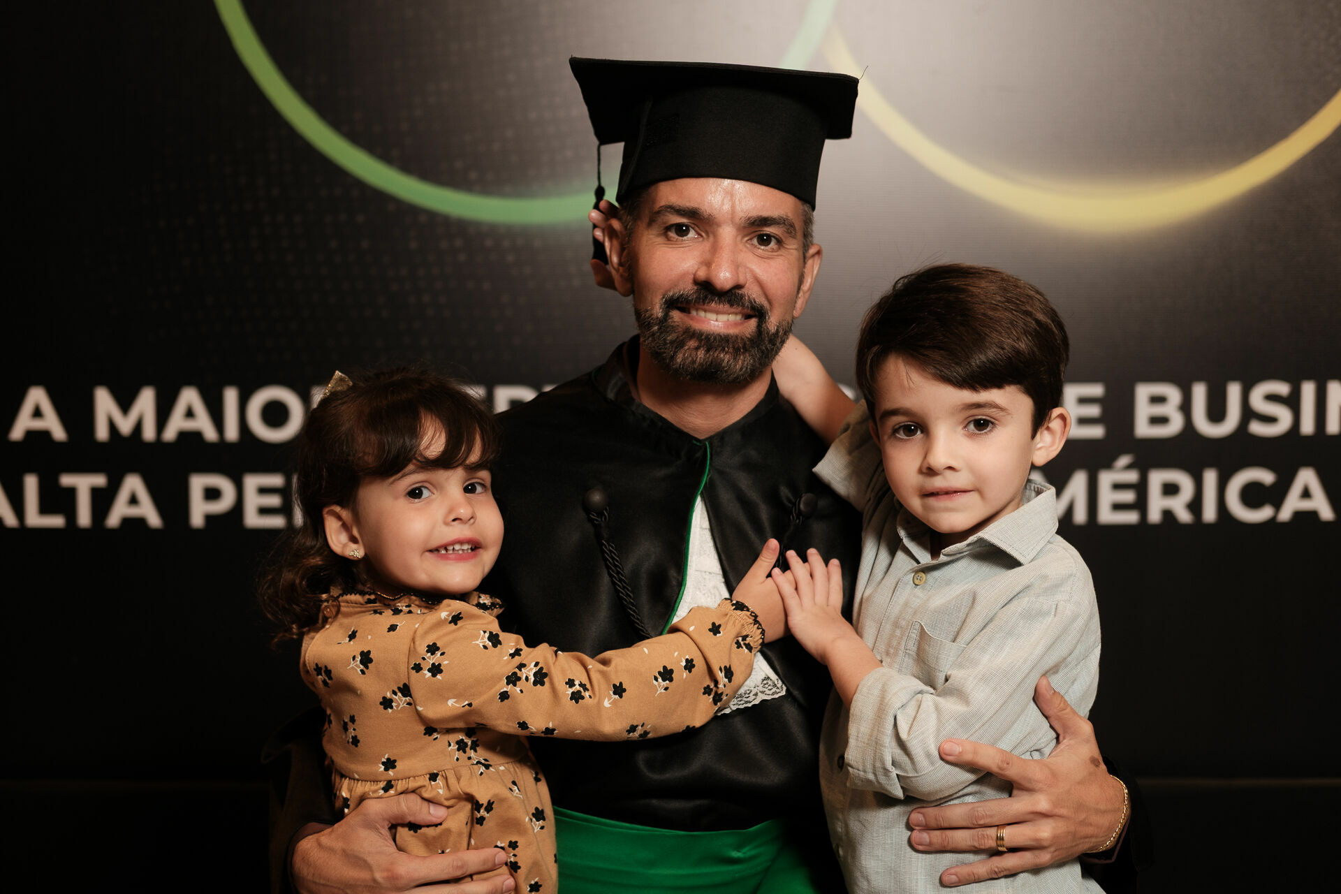 Foto Cobertura Fotográfica da Formatura Golden Belt e Green Belt Febracis 2025 – Um Registro Marcante Assinado por Natálya Cardoso Foto Cobertura Fotográfica da Formatura Golden Belt e Green Belt Febracis 2025 – Um Registro Marcante Assinado por Natálya Cardoso - Imagem 398