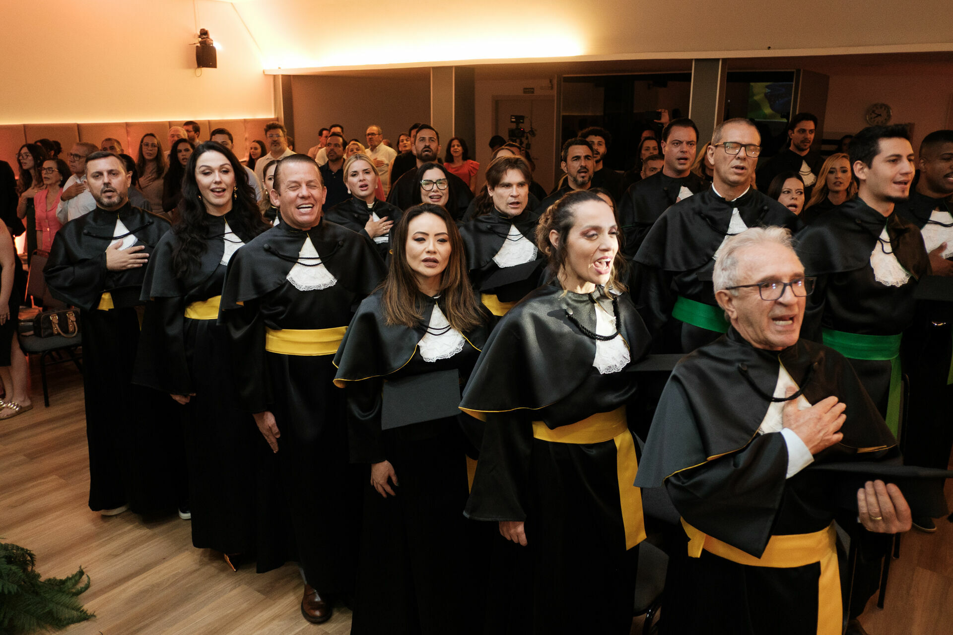 Foto Cobertura Fotográfica da Formatura Golden Belt e Green Belt Febracis 2025 – Um Registro Marcante Assinado por Natálya Cardoso Foto Cobertura Fotográfica da Formatura Golden Belt e Green Belt Febracis 2025 – Um Registro Marcante Assinado por Natálya Cardoso - Imagem 498