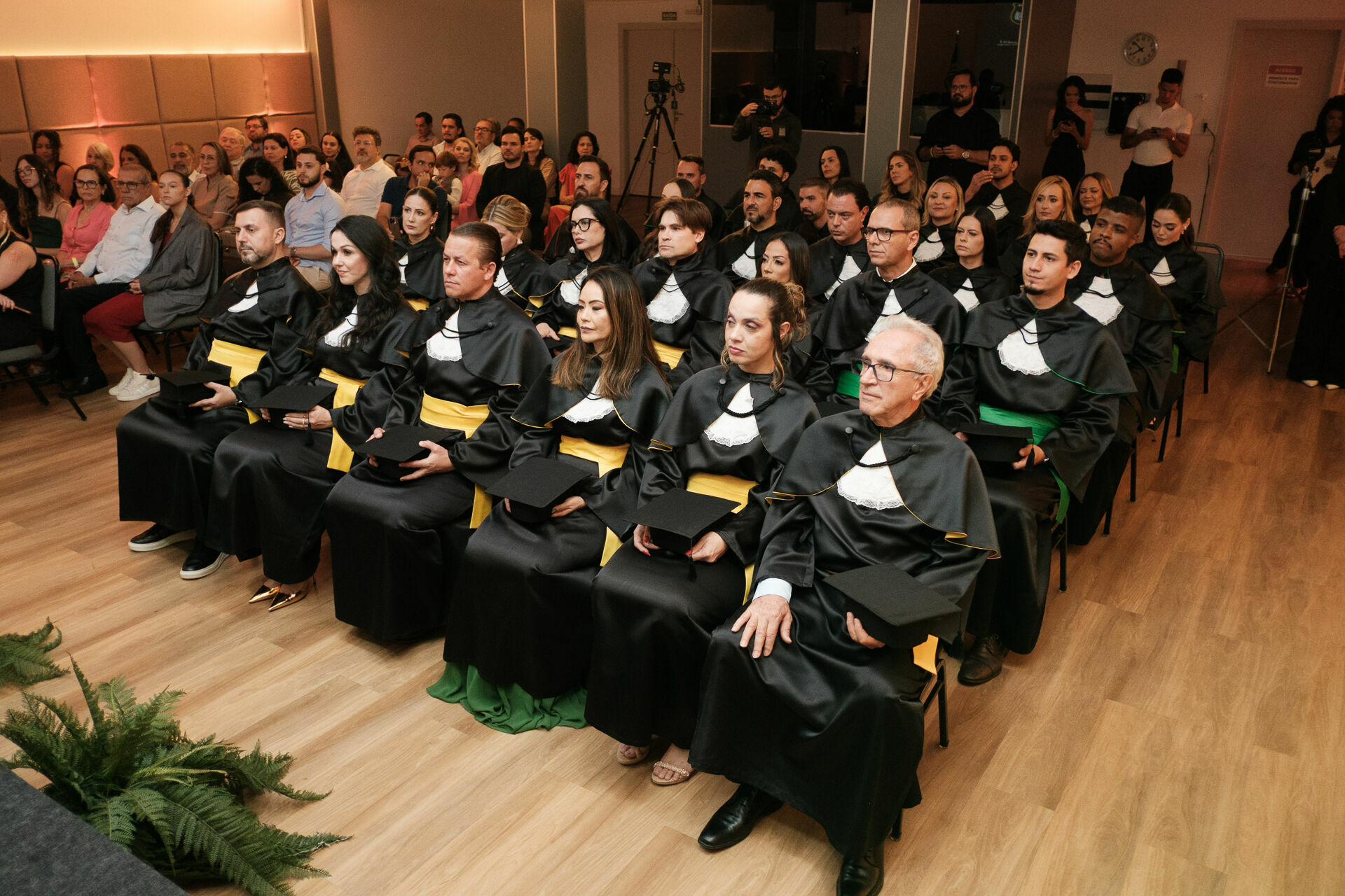 Foto Cobertura Fotográfica da Formatura Golden Belt e Green Belt Febracis 2025 – Um Registro Marcante Assinado por Natálya Cardoso Foto Cobertura Fotográfica da Formatura Golden Belt e Green Belt Febracis 2025 – Um Registro Marcante Assinado por Natálya Cardoso - Imagem 519