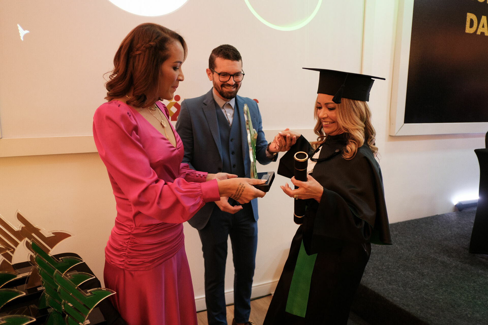 Foto Cobertura Fotográfica da Formatura Golden Belt e Green Belt Febracis 2025 – Um Registro Marcante Assinado por Natálya Cardoso Foto Cobertura Fotográfica da Formatura Golden Belt e Green Belt Febracis 2025 – Um Registro Marcante Assinado por Natálya Cardoso - Imagem 551