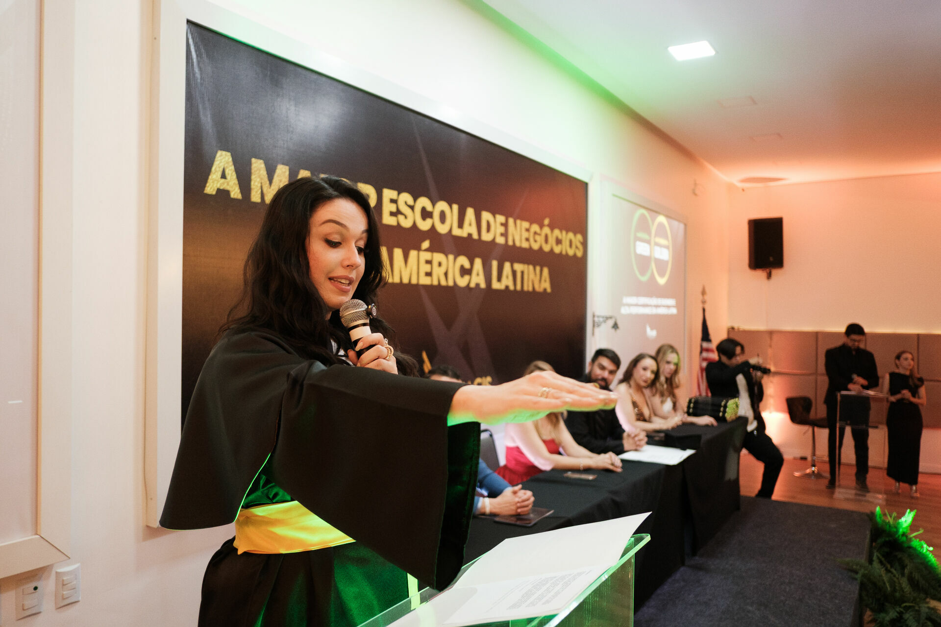 Foto Cobertura Fotográfica da Formatura Golden Belt e Green Belt Febracis 2025 – Um Registro Marcante Assinado por Natálya Cardoso Foto Cobertura Fotográfica da Formatura Golden Belt e Green Belt Febracis 2025 – Um Registro Marcante Assinado por Natálya Cardoso - Imagem 531