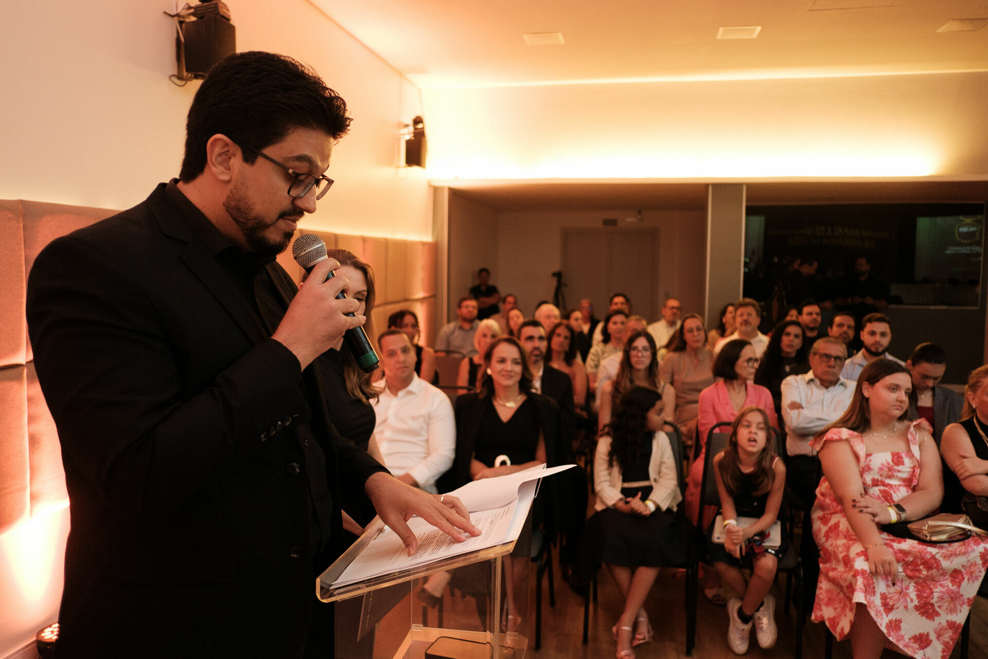 Foto Cobertura Fotográfica da Formatura Golden Belt e Green Belt Febracis 2025 – Um Registro Marcante Assinado por Natálya Cardoso Foto Cobertura Fotográfica da Formatura Golden Belt e Green Belt Febracis 2025 – Um Registro Marcante Assinado por Natálya Cardoso - Imagem 527