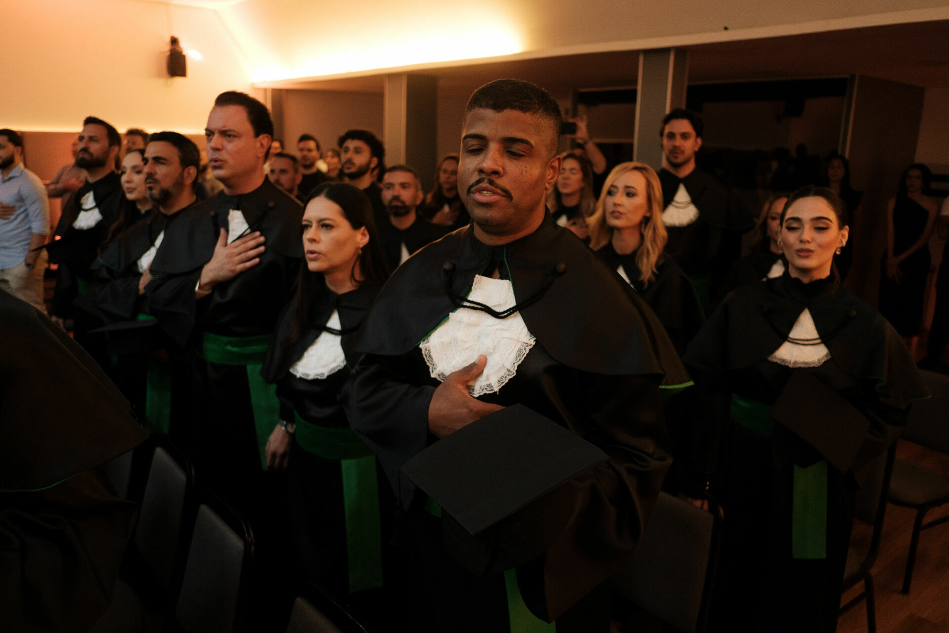 Foto Cobertura Fotográfica da Formatura Golden Belt e Green Belt Febracis 2025 – Um Registro Marcante Assinado por Natálya Cardoso Foto Cobertura Fotográfica da Formatura Golden Belt e Green Belt Febracis 2025 – Um Registro Marcante Assinado por Natálya Cardoso - Imagem 511