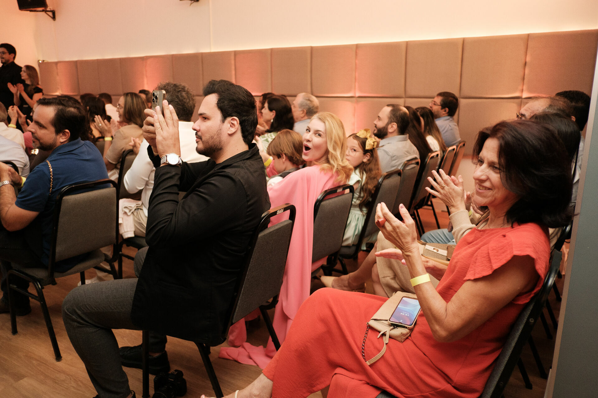 Foto Cobertura Fotográfica da Formatura Golden Belt e Green Belt Febracis 2025 – Um Registro Marcante Assinado por Natálya Cardoso Foto Cobertura Fotográfica da Formatura Golden Belt e Green Belt Febracis 2025 – Um Registro Marcante Assinado por Natálya Cardoso - Imagem 524