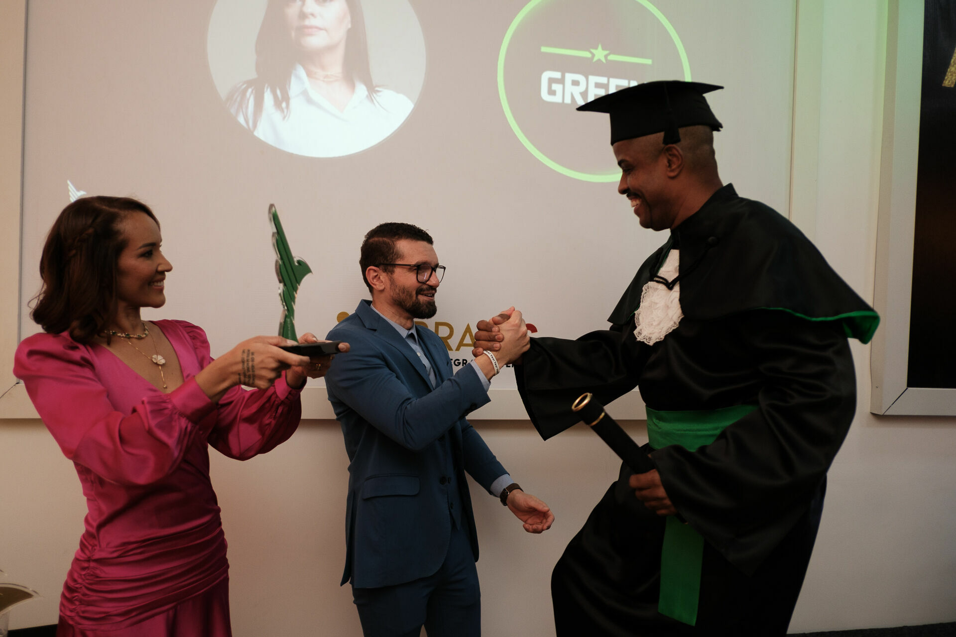 Foto Cobertura Fotográfica da Formatura Golden Belt e Green Belt Febracis 2025 – Um Registro Marcante Assinado por Natálya Cardoso Foto Cobertura Fotográfica da Formatura Golden Belt e Green Belt Febracis 2025 – Um Registro Marcante Assinado por Natálya Cardoso - Imagem 604