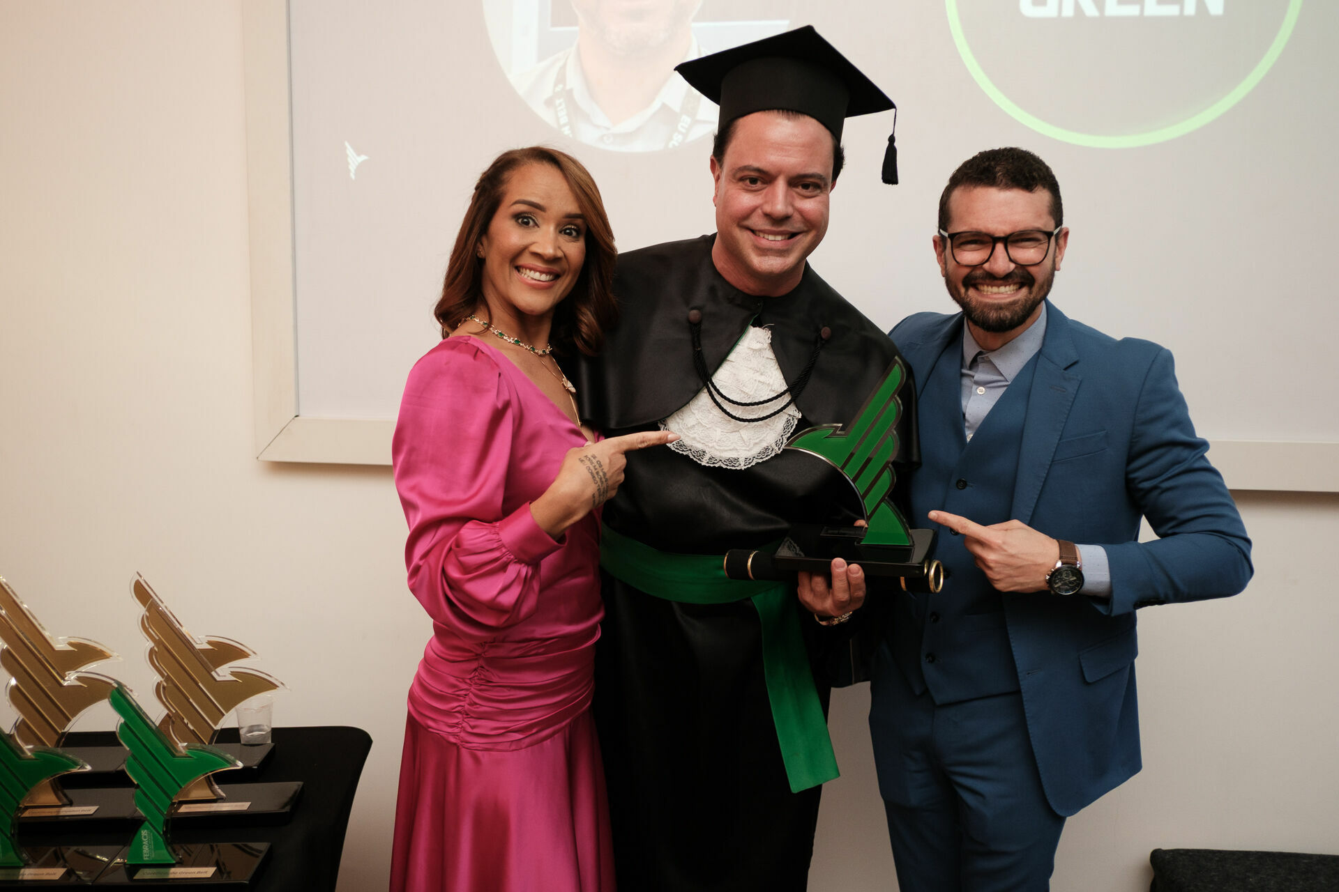 Foto Cobertura Fotográfica da Formatura Golden Belt e Green Belt Febracis 2025 – Um Registro Marcante Assinado por Natálya Cardoso Foto Cobertura Fotográfica da Formatura Golden Belt e Green Belt Febracis 2025 – Um Registro Marcante Assinado por Natálya Cardoso - Imagem 613