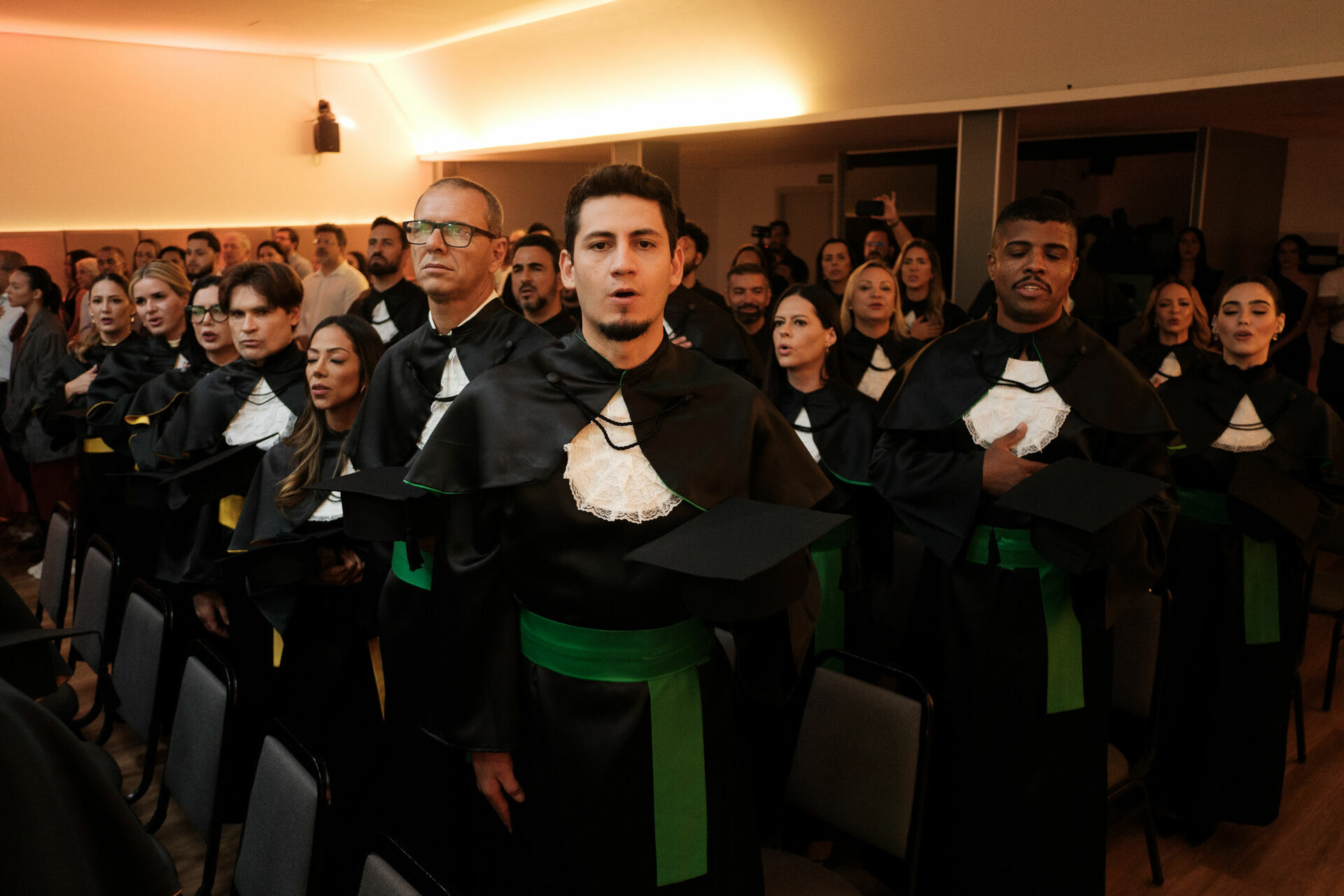 Foto Cobertura Fotográfica da Formatura Golden Belt e Green Belt Febracis 2025 – Um Registro Marcante Assinado por Natálya Cardoso Foto Cobertura Fotográfica da Formatura Golden Belt e Green Belt Febracis 2025 – Um Registro Marcante Assinado por Natálya Cardoso - Imagem 512