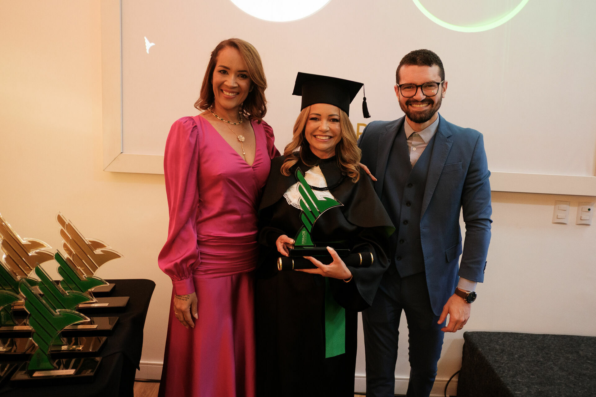 Foto Cobertura Fotográfica da Formatura Golden Belt e Green Belt Febracis 2025 – Um Registro Marcante Assinado por Natálya Cardoso Foto Cobertura Fotográfica da Formatura Golden Belt e Green Belt Febracis 2025 – Um Registro Marcante Assinado por Natálya Cardoso - Imagem 555