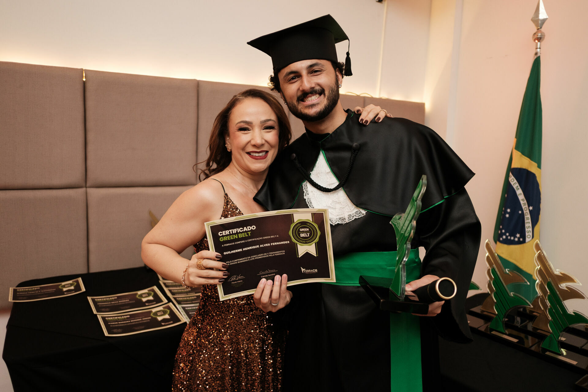 Foto Cobertura Fotográfica da Formatura Golden Belt e Green Belt Febracis 2025 – Um Registro Marcante Assinado por Natálya Cardoso Foto Cobertura Fotográfica da Formatura Golden Belt e Green Belt Febracis 2025 – Um Registro Marcante Assinado por Natálya Cardoso - Imagem 593