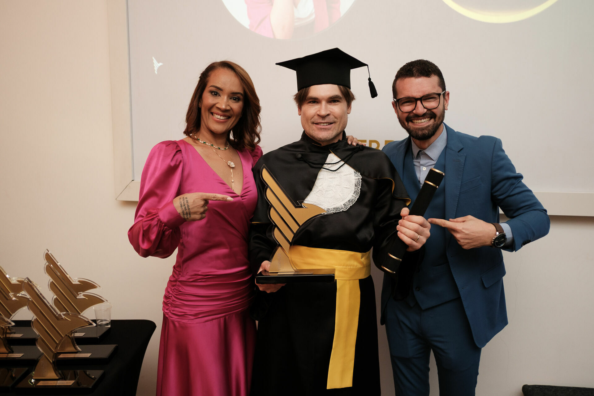 Foto Cobertura Fotográfica da Formatura Golden Belt e Green Belt Febracis 2025 – Um Registro Marcante Assinado por Natálya Cardoso Foto Cobertura Fotográfica da Formatura Golden Belt e Green Belt Febracis 2025 – Um Registro Marcante Assinado por Natálya Cardoso - Imagem 647