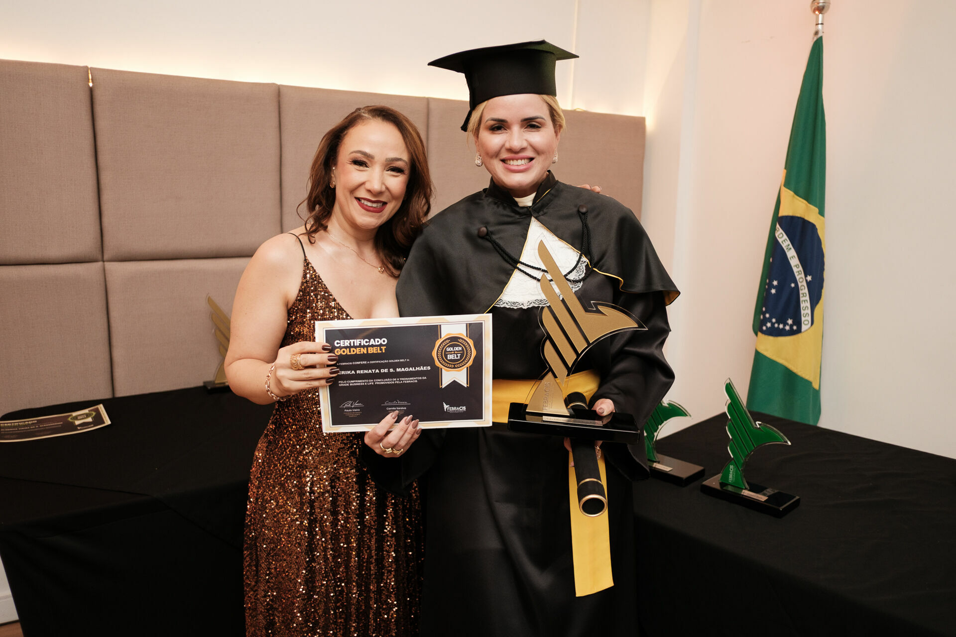 Foto Cobertura Fotográfica da Formatura Golden Belt e Green Belt Febracis 2025 – Um Registro Marcante Assinado por Natálya Cardoso Foto Cobertura Fotográfica da Formatura Golden Belt e Green Belt Febracis 2025 – Um Registro Marcante Assinado por Natálya Cardoso - Imagem 657