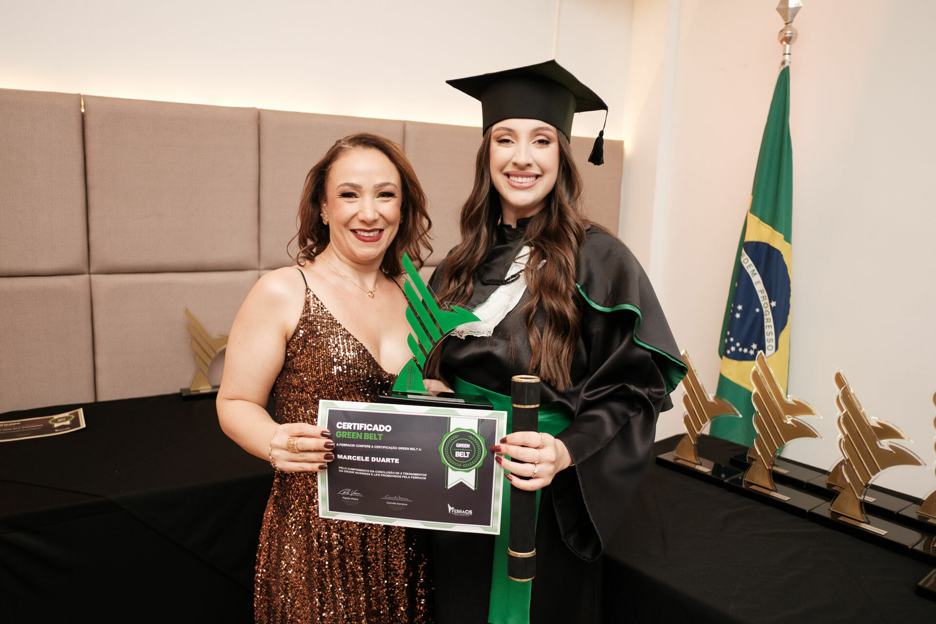 Foto Cobertura Fotográfica da Formatura Golden Belt e Green Belt Febracis 2025 – Um Registro Marcante Assinado por Natálya Cardoso Foto Cobertura Fotográfica da Formatura Golden Belt e Green Belt Febracis 2025 – Um Registro Marcante Assinado por Natálya Cardoso - Imagem 623