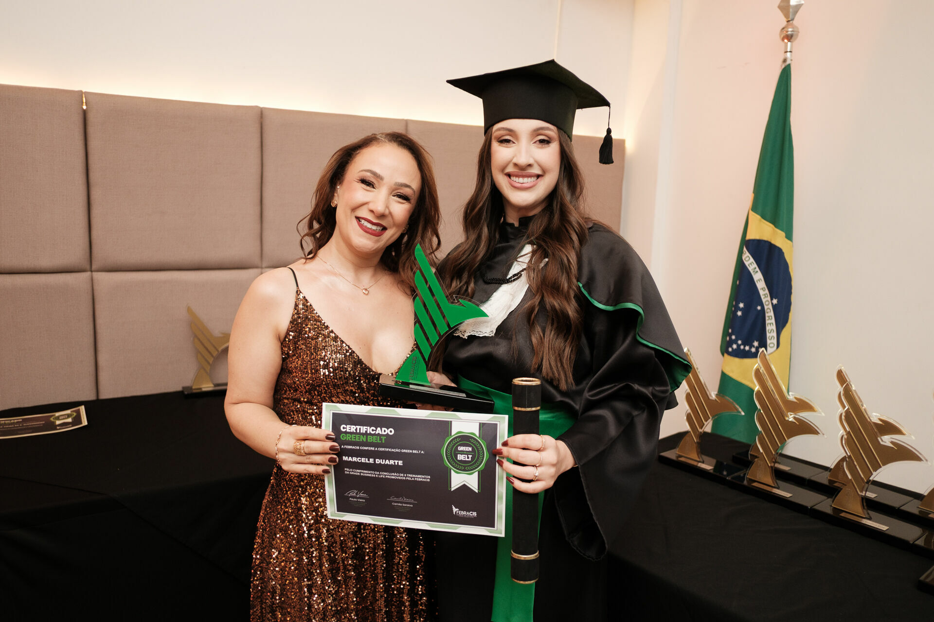 Foto Cobertura Fotográfica da Formatura Golden Belt e Green Belt Febracis 2025 – Um Registro Marcante Assinado por Natálya Cardoso Foto Cobertura Fotográfica da Formatura Golden Belt e Green Belt Febracis 2025 – Um Registro Marcante Assinado por Natálya Cardoso - Imagem 624