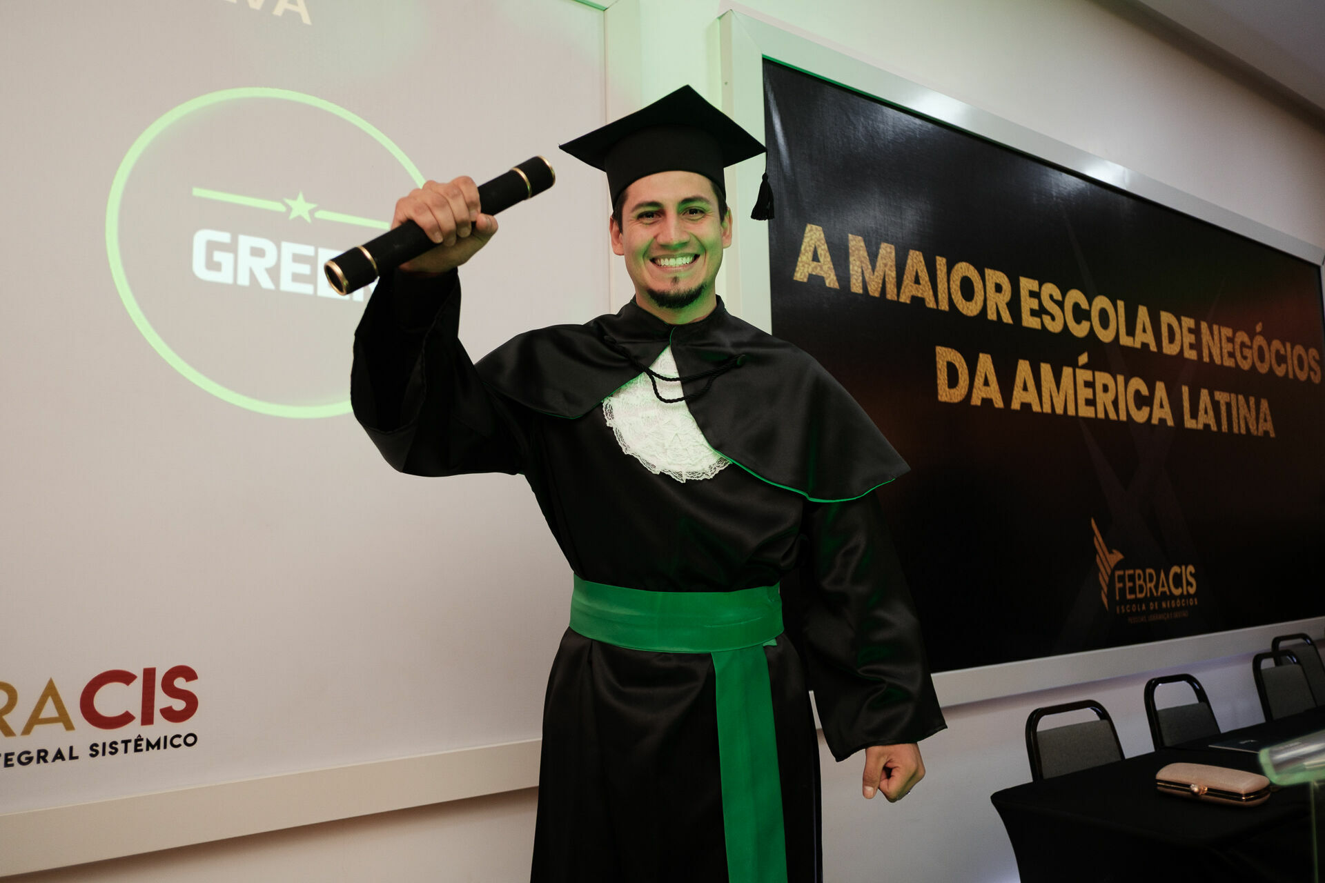 Foto Cobertura Fotográfica da Formatura Golden Belt e Green Belt Febracis 2025 – Um Registro Marcante Assinado por Natálya Cardoso Foto Cobertura Fotográfica da Formatura Golden Belt e Green Belt Febracis 2025 – Um Registro Marcante Assinado por Natálya Cardoso - Imagem 631