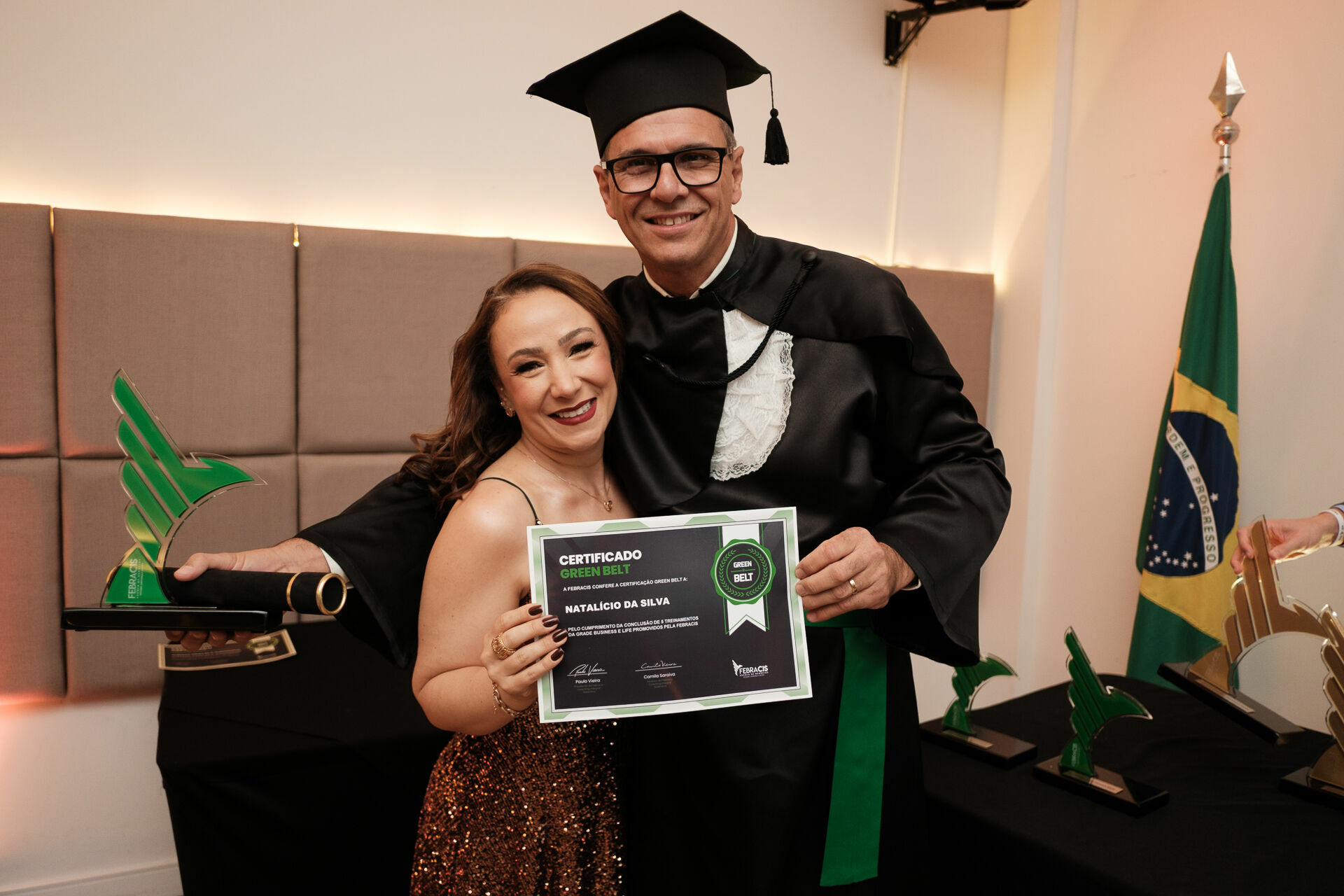 Foto Cobertura Fotográfica da Formatura Golden Belt e Green Belt Febracis 2025 – Um Registro Marcante Assinado por Natálya Cardoso Foto Cobertura Fotográfica da Formatura Golden Belt e Green Belt Febracis 2025 – Um Registro Marcante Assinado por Natálya Cardoso - Imagem 638