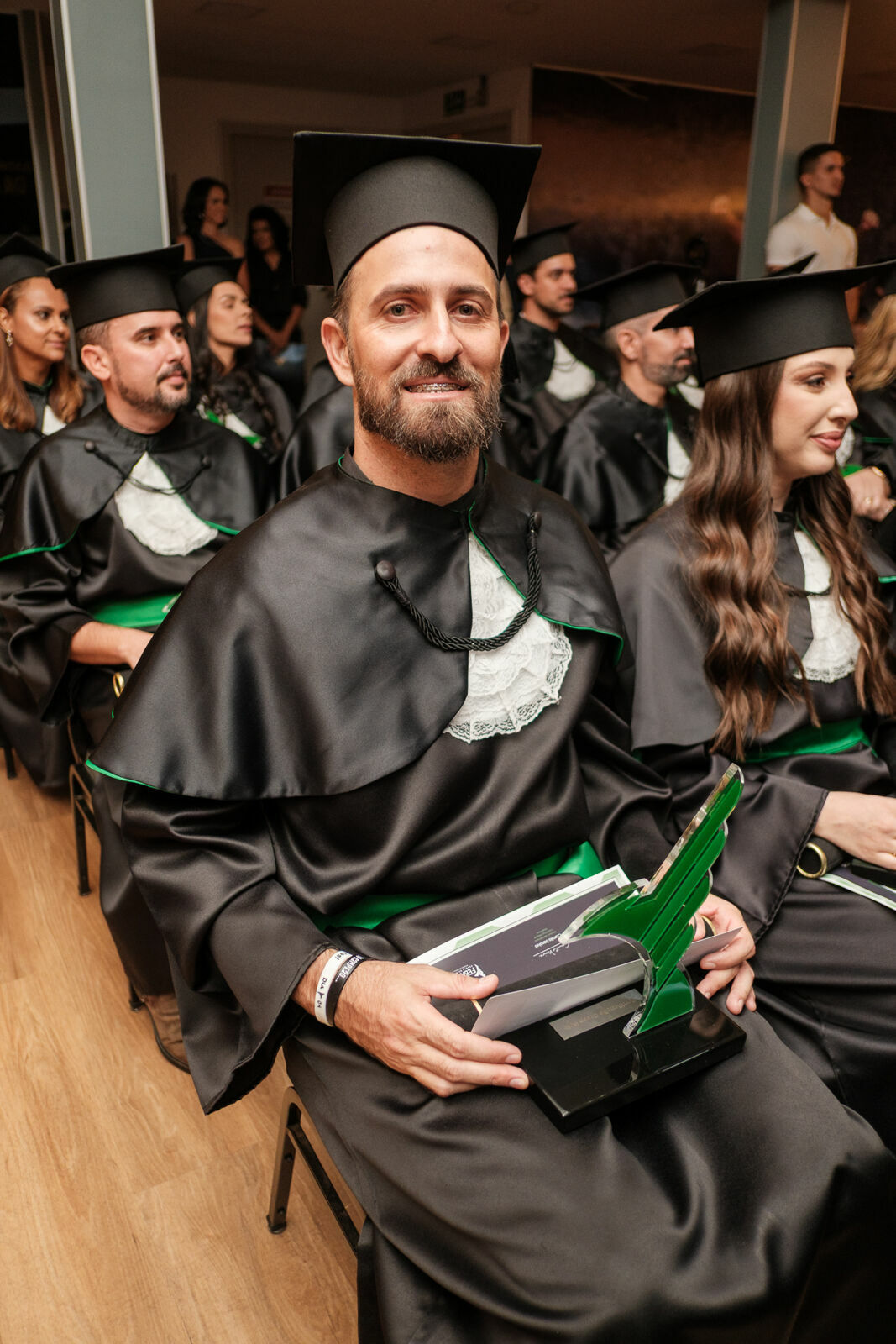 Foto Cobertura Fotográfica da Formatura Golden Belt e Green Belt Febracis 2025 – Um Registro Marcante Assinado por Natálya Cardoso Foto Cobertura Fotográfica da Formatura Golden Belt e Green Belt Febracis 2025 – Um Registro Marcante Assinado por Natálya Cardoso - Imagem 723