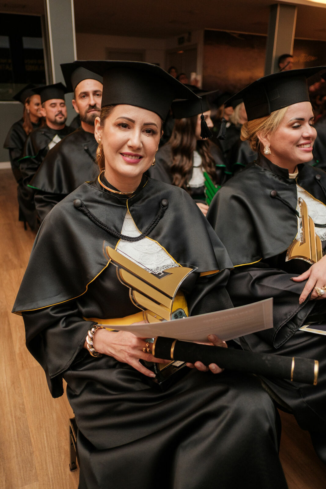 Foto Cobertura Fotográfica da Formatura Golden Belt e Green Belt Febracis 2025 – Um Registro Marcante Assinado por Natálya Cardoso Foto Cobertura Fotográfica da Formatura Golden Belt e Green Belt Febracis 2025 – Um Registro Marcante Assinado por Natálya Cardoso - Imagem 718