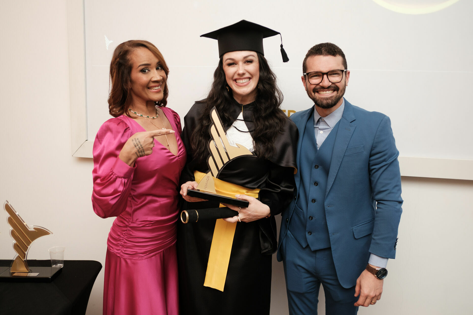 Foto Cobertura Fotográfica da Formatura Golden Belt e Green Belt Febracis 2025 – Um Registro Marcante Assinado por Natálya Cardoso Foto Cobertura Fotográfica da Formatura Golden Belt e Green Belt Febracis 2025 – Um Registro Marcante Assinado por Natálya Cardoso - Imagem 689