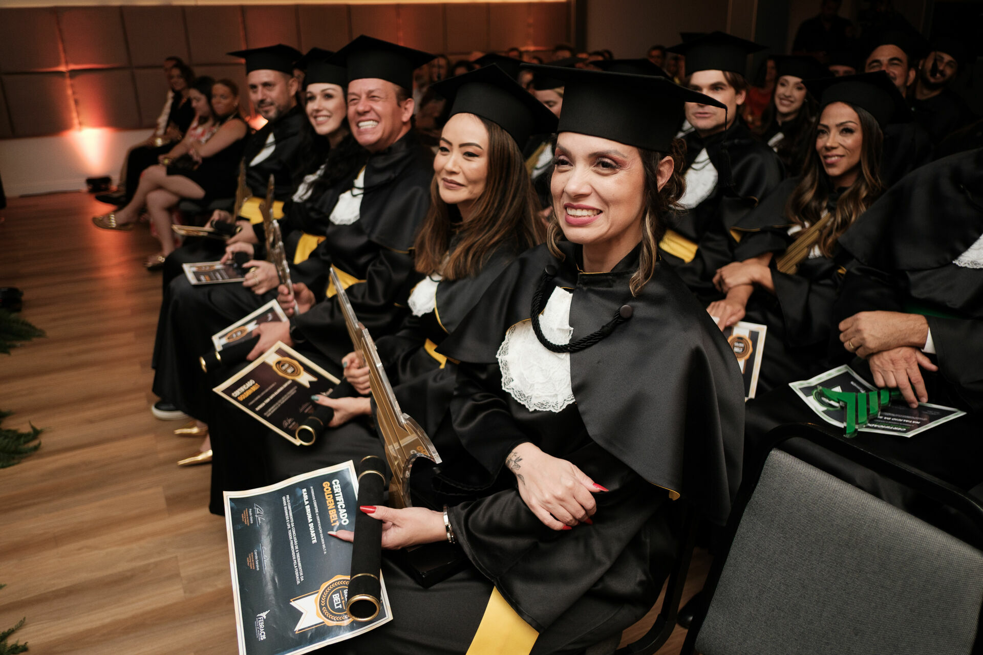 Foto Cobertura Fotográfica da Formatura Golden Belt e Green Belt Febracis 2025 – Um Registro Marcante Assinado por Natálya Cardoso Foto Cobertura Fotográfica da Formatura Golden Belt e Green Belt Febracis 2025 – Um Registro Marcante Assinado por Natálya Cardoso - Imagem 712