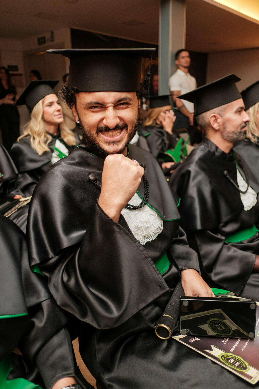 Foto Cobertura Fotográfica da Formatura Golden Belt e Green Belt Febracis 2025 – Um Registro Marcante Assinado por Natálya Cardoso Foto Cobertura Fotográfica da Formatura Golden Belt e Green Belt Febracis 2025 – Um Registro Marcante Assinado por Natálya Cardoso - Imagem 729