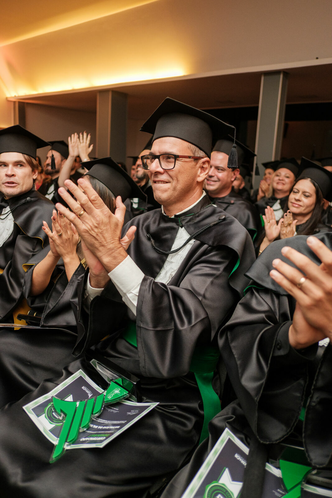 Foto Cobertura Fotográfica da Formatura Golden Belt e Green Belt Febracis 2025 – Um Registro Marcante Assinado por Natálya Cardoso Foto Cobertura Fotográfica da Formatura Golden Belt e Green Belt Febracis 2025 – Um Registro Marcante Assinado por Natálya Cardoso - Imagem 751