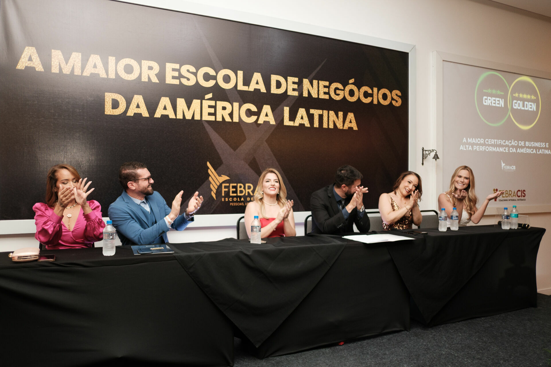 Foto Cobertura Fotográfica da Formatura Golden Belt e Green Belt Febracis 2025 – Um Registro Marcante Assinado por Natálya Cardoso Foto Cobertura Fotográfica da Formatura Golden Belt e Green Belt Febracis 2025 – Um Registro Marcante Assinado por Natálya Cardoso - Imagem 758