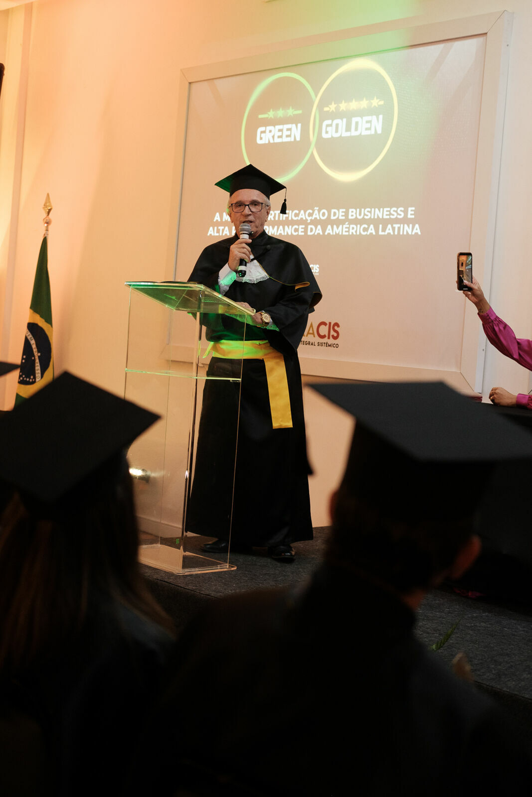 Foto Cobertura Fotográfica da Formatura Golden Belt e Green Belt Febracis 2025 – Um Registro Marcante Assinado por Natálya Cardoso Foto Cobertura Fotográfica da Formatura Golden Belt e Green Belt Febracis 2025 – Um Registro Marcante Assinado por Natálya Cardoso - Imagem 765