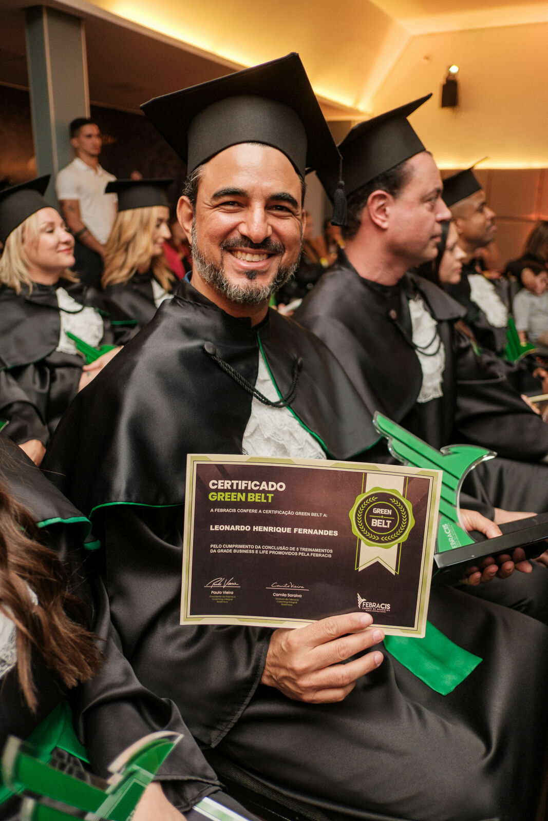 Foto Cobertura Fotográfica da Formatura Golden Belt e Green Belt Febracis 2025 – Um Registro Marcante Assinado por Natálya Cardoso Foto Cobertura Fotográfica da Formatura Golden Belt e Green Belt Febracis 2025 – Um Registro Marcante Assinado por Natálya Cardoso - Imagem 727